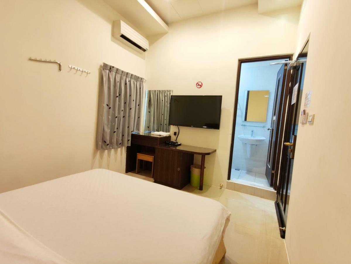 Feng Homestay Zhongpu Exterior photo