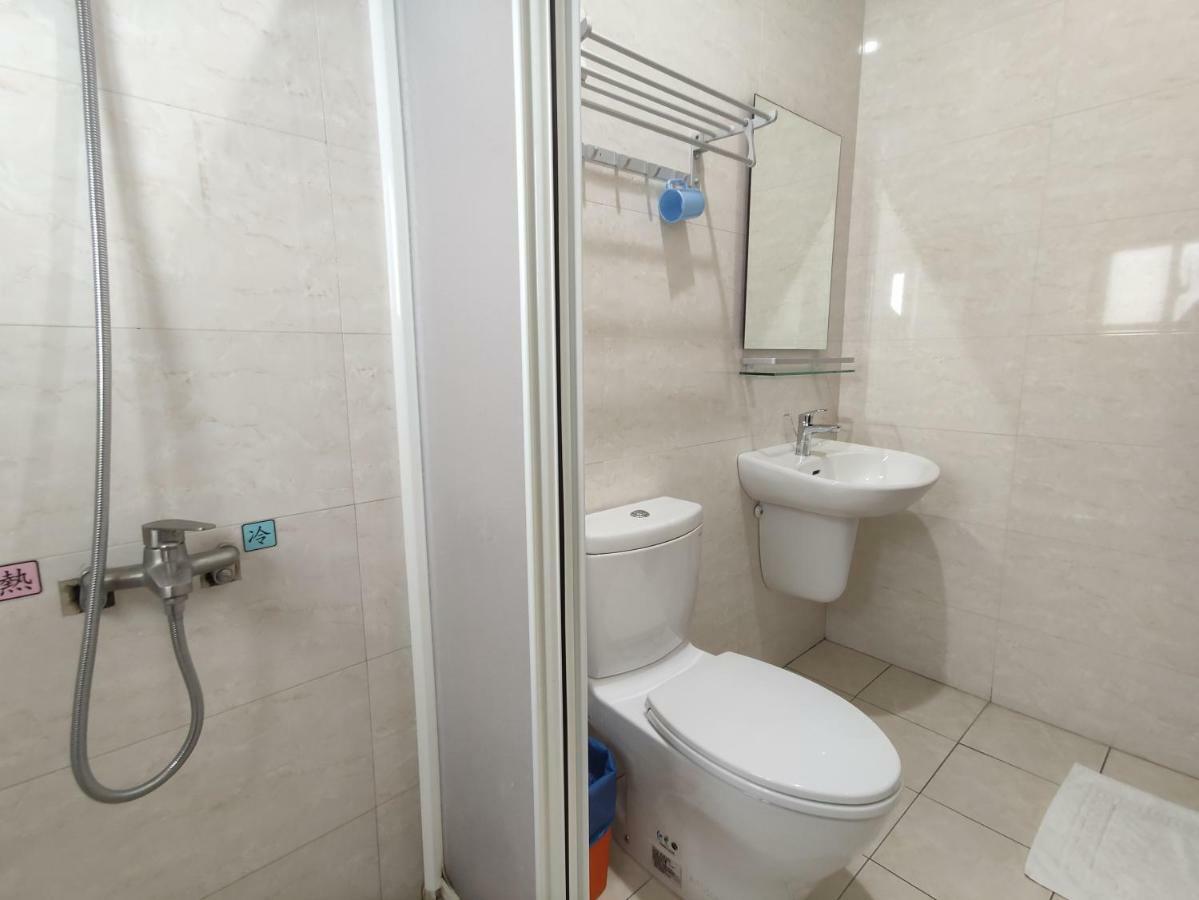 Feng Homestay Zhongpu Exterior photo